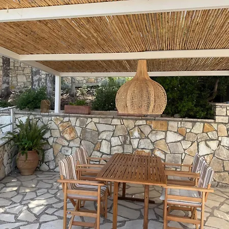 Dolphin House By The Sea ヴィラ Porto Ozias