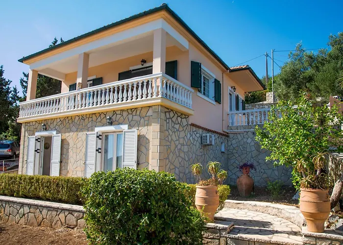 Dolphin House By The Sea * Porto Ozias